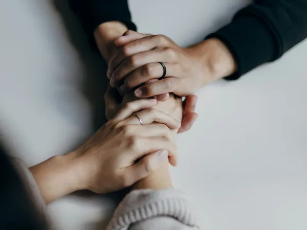 Este eficientă psihoterapia? Ce spune știința și ce spune experiența personală
